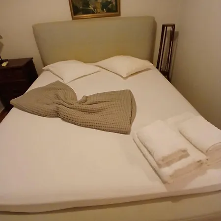 Maiko στην άνδρο, *